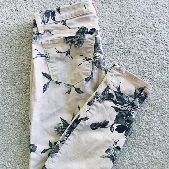 J Brand Large Floral Print Skinny Jeans - Picture 2 of 8